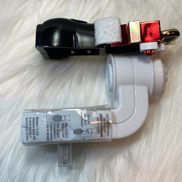 🎅🏻”Santa’s Boot” w/ Presents, Bath & Body Works Wallflowers Fragrance Plug NWT - Picture 4 of 11